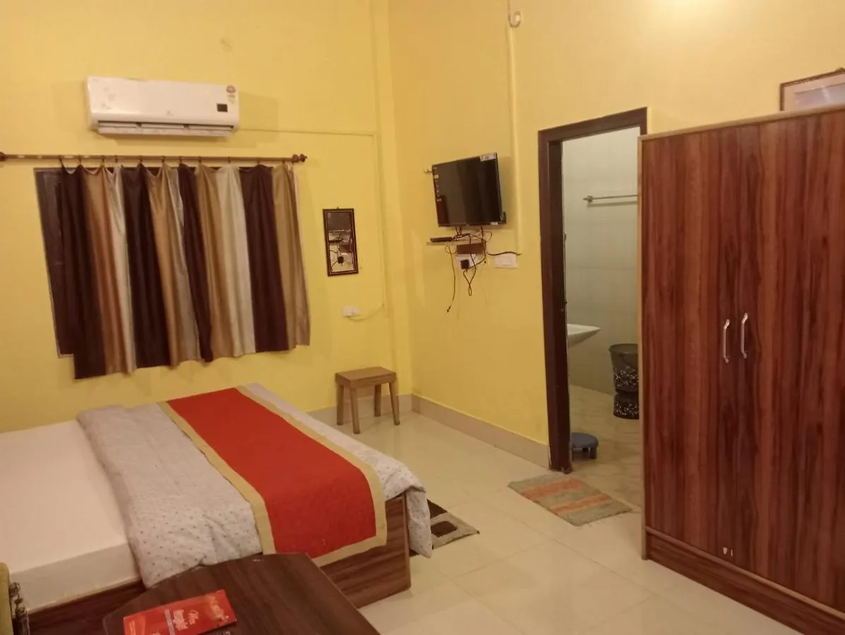 Gangotri Inn Varanasi